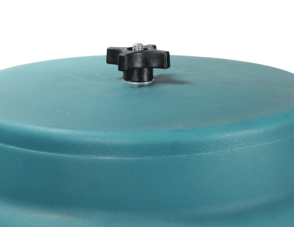 Close-up of VA40 machine lid secured with a locking nut designed to reduce noise during operation.